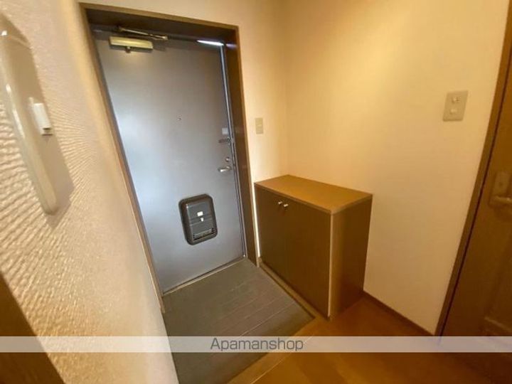 サクシードU.101の玄関