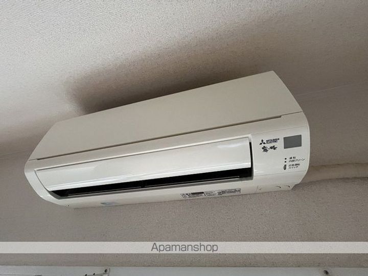 愛知県一宮市赤見4丁目の賃貸マンションの内装