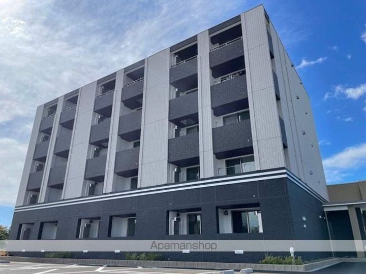 滋賀県長浜市下坂浜町の賃貸マンション302の外観