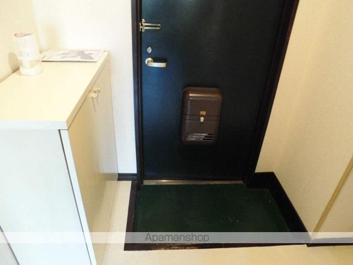 ライプハイツの玄関