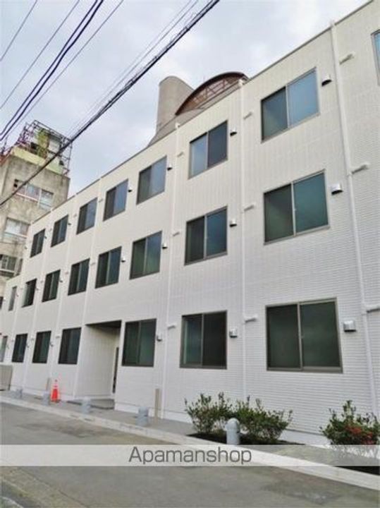 東京都杉並区下高井戸1丁目の賃貸マンションの外観