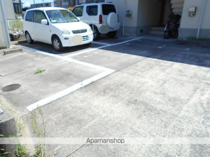 愛知県春日井市下条町2丁目の賃貸アパートの外観