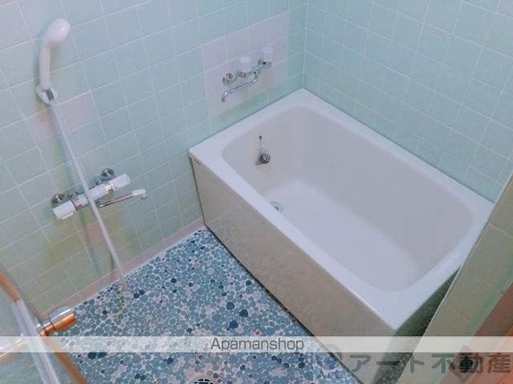 愛媛県松山市石手4丁目の賃貸マンションの風呂