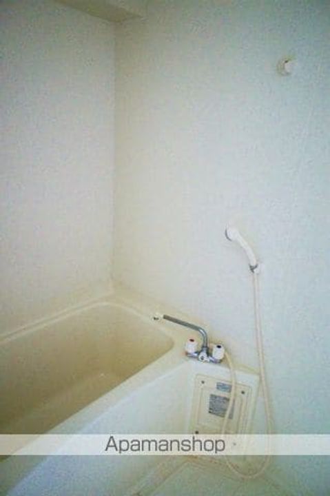 アンフレール川上の風呂