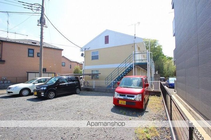 レオパレスKOYAMAの外観