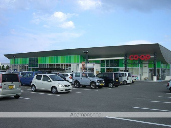 コーポ久保の周辺