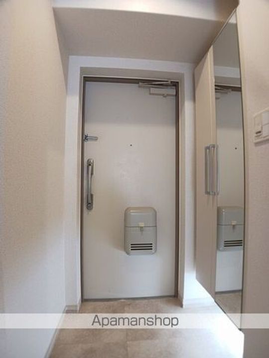 サンシャイン・サチの玄関