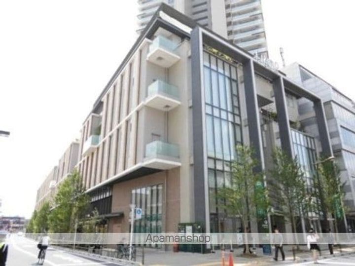 レオパレスサントメールの周辺