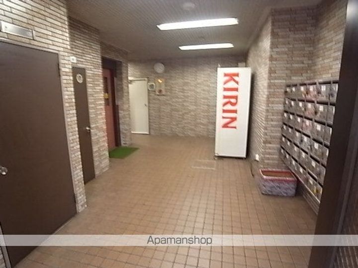 秋月ハイツの外観