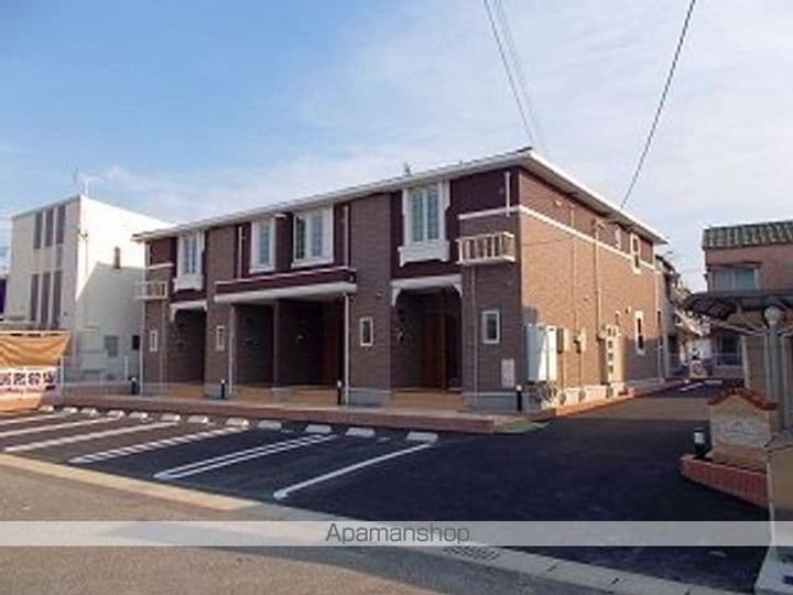 宮崎県延岡市日の出町2丁目の賃貸アパートの外観