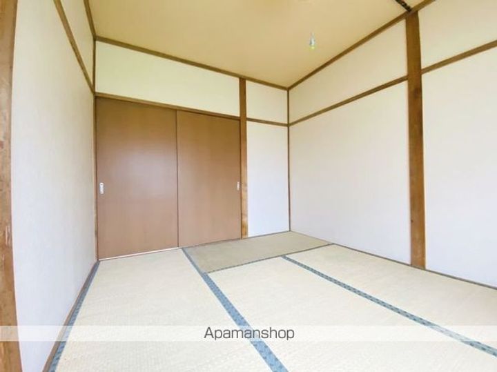 純パレス881の内装