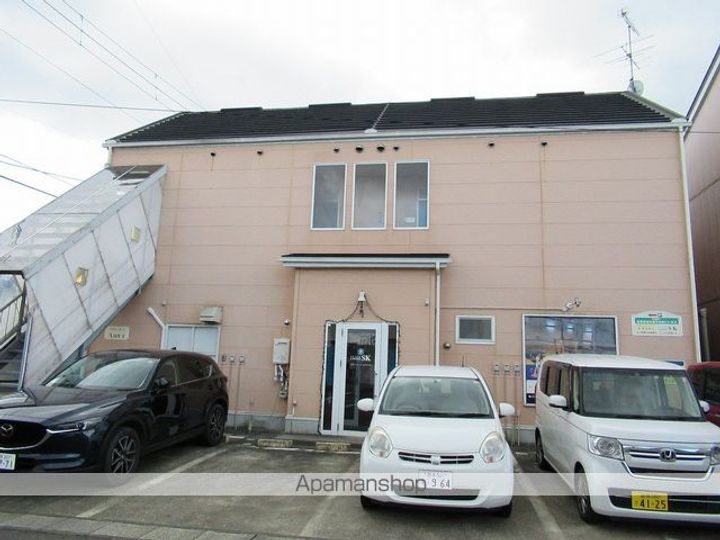 フローエスAUNⅡ203の外観