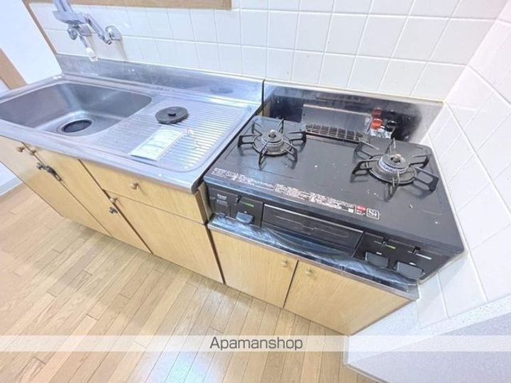 ガーデン人見の内装