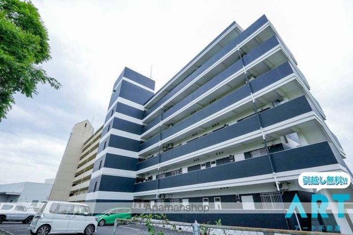 シャルル和泉Ⅱの外観