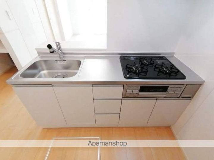 ノヴァ Ⅱのキッチン