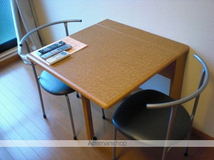 レオパレスPASSO103の居間