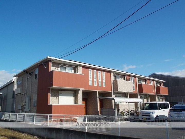 バロン・栗島の外観