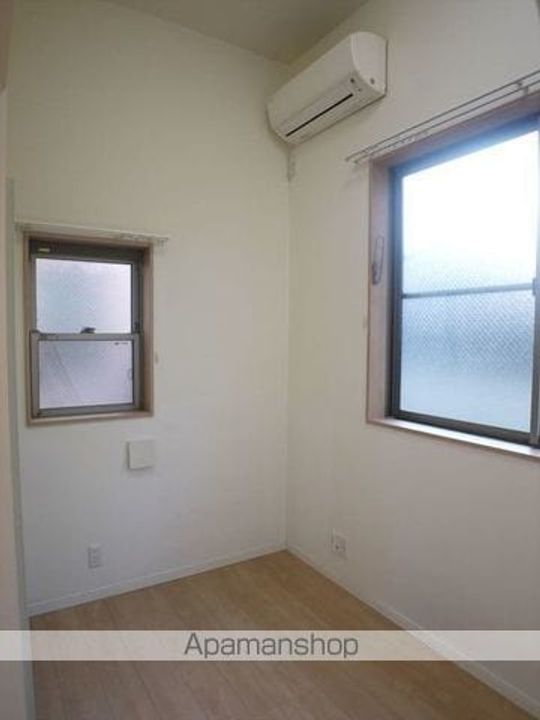 東京都立川市曙町1丁目の賃貸アパートの内装