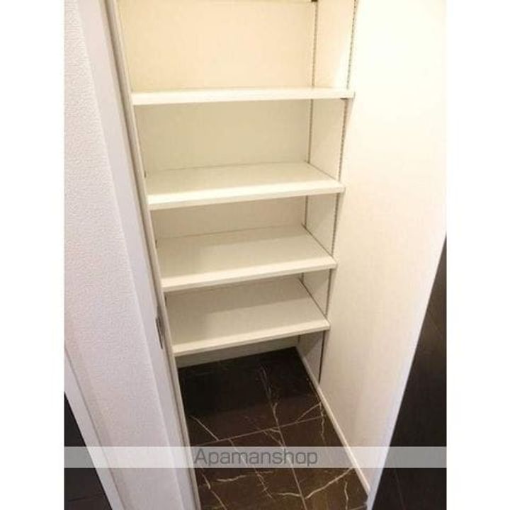 PASEO上野御徒町の内装