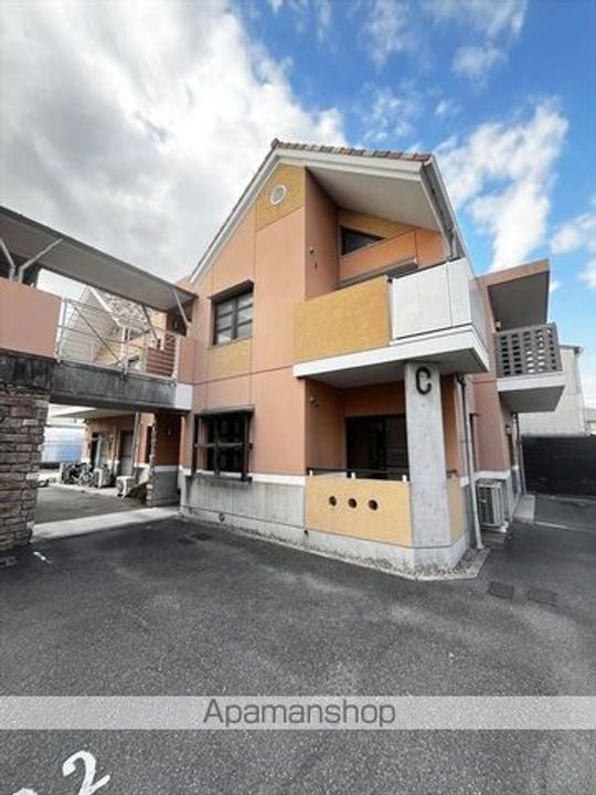 岡山県倉敷市玉島長尾の賃貸マンションの外観