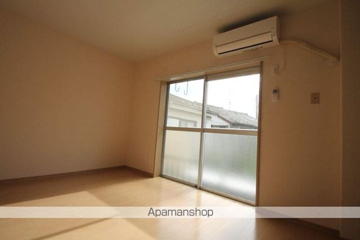 アルスT101の居間