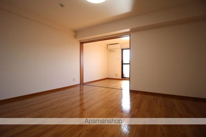 アバンツァートの内装