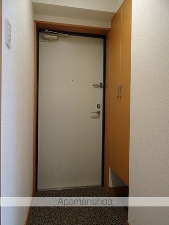 PRIMUM ESSEの玄関