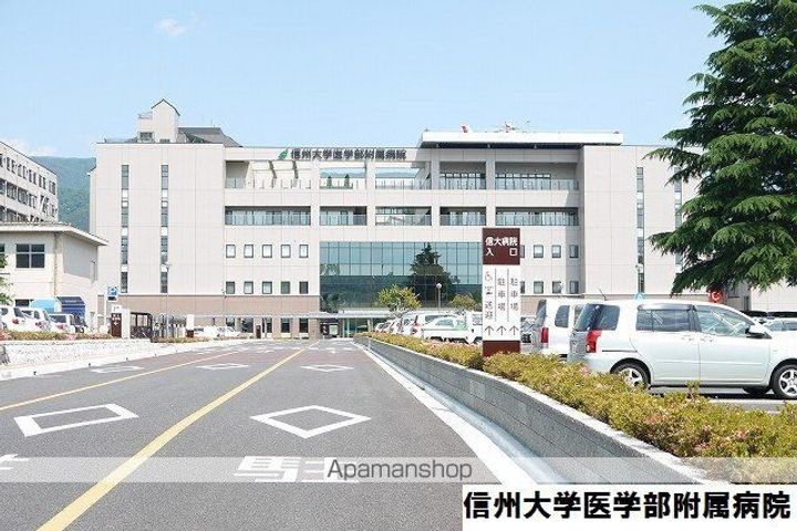 ラ・エスペランサの周辺