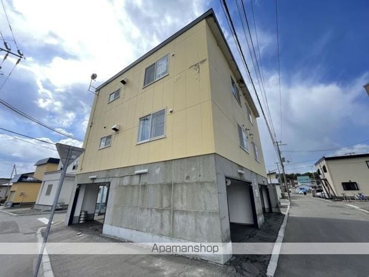 ピアコート福嶋301の外観