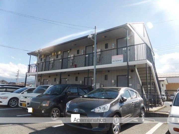 レーベン西和田の外観