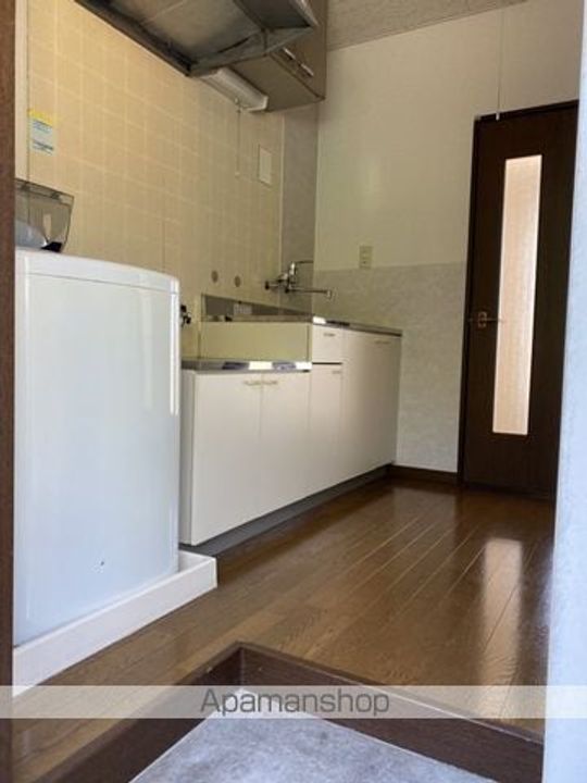 トワイライト青葉102の玄関