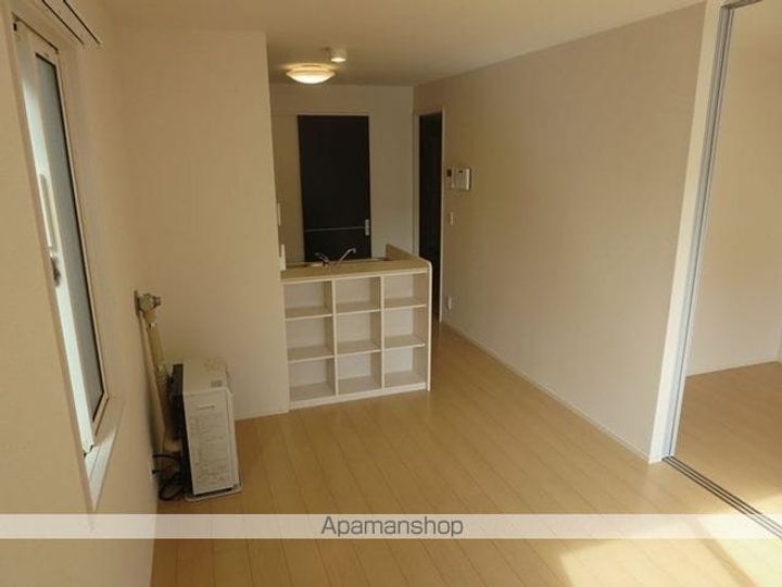 ヴィオラの内装