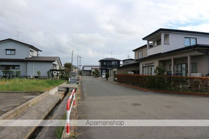 グランモア飯島の周辺