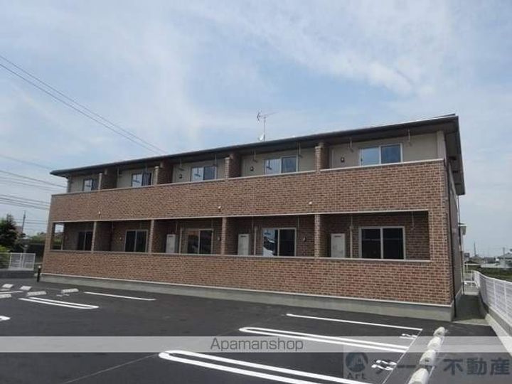 愛媛県伊予市下吾川の賃貸アパート106の外観