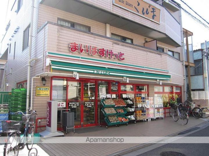 拾壱番館の周辺