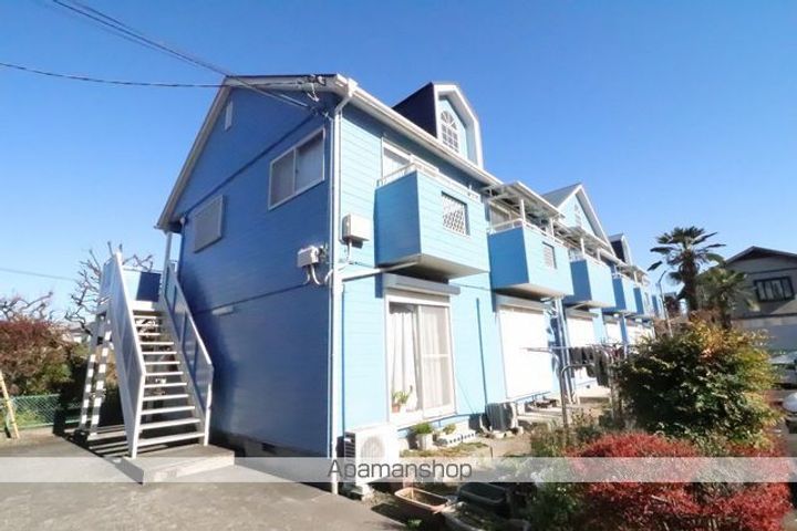 東京都福生市大字福生の賃貸アパートの外観