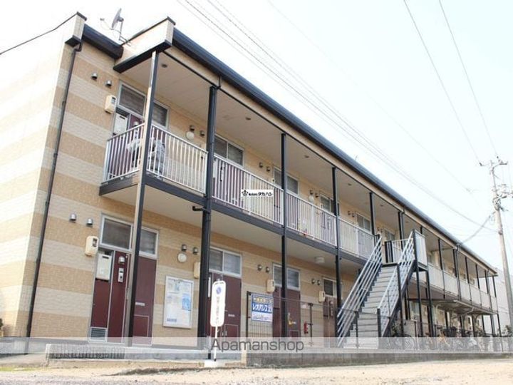 レオパレス葉月209の外観