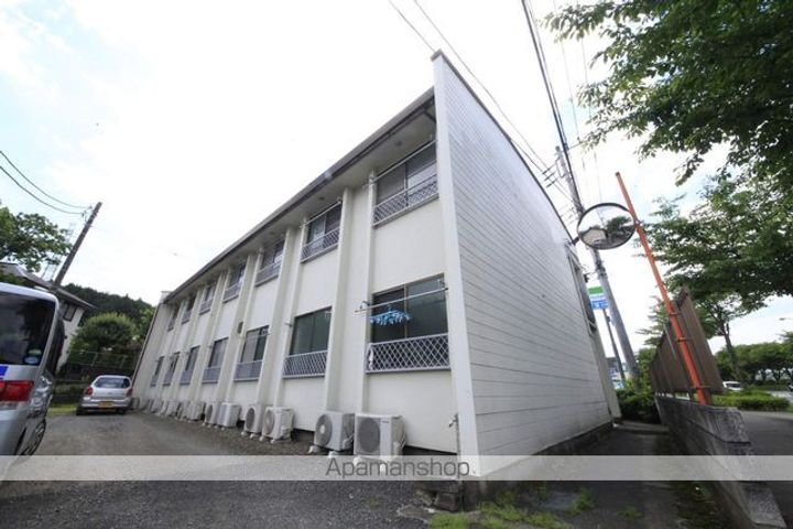コーポ市川の外観