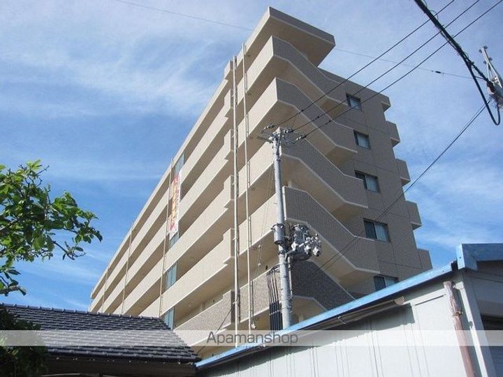 ロイヤルステージ庄内の外観
