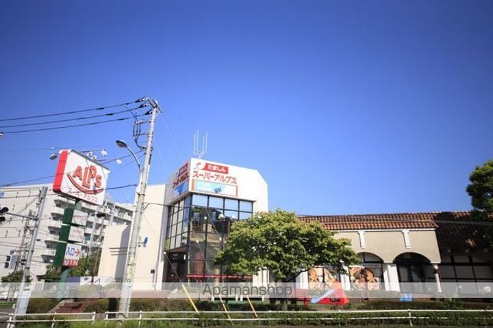 ポストセレーノ307の周辺