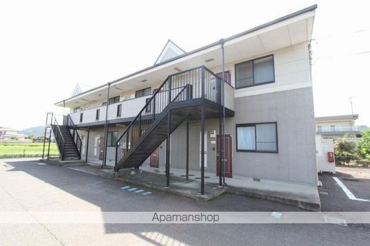 香川県高松市香川町浅野の賃貸アパートの外観