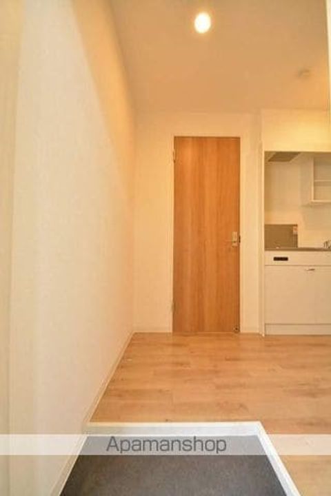 クレアフォーチュン連坊駅前の玄関