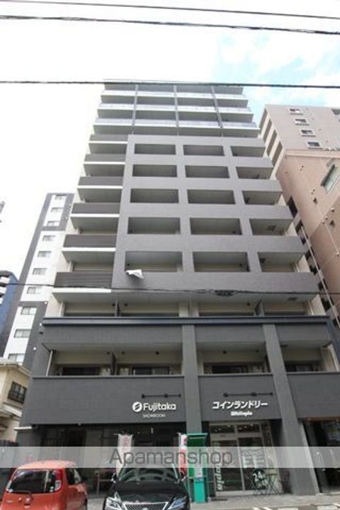 サンクス博多駅南の外観