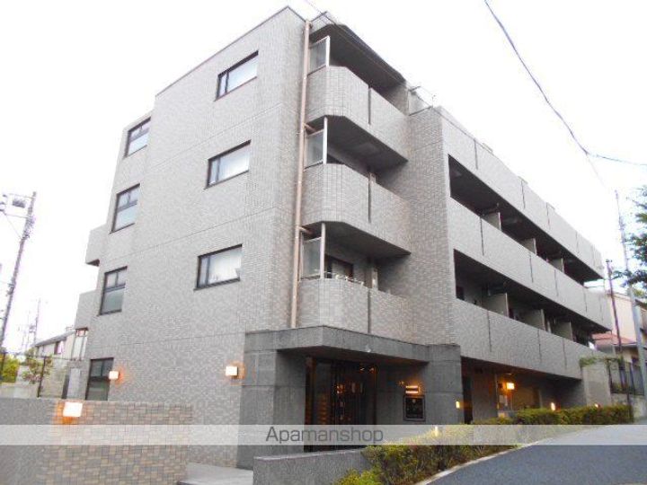 ルーブル高円寺参番館の外観