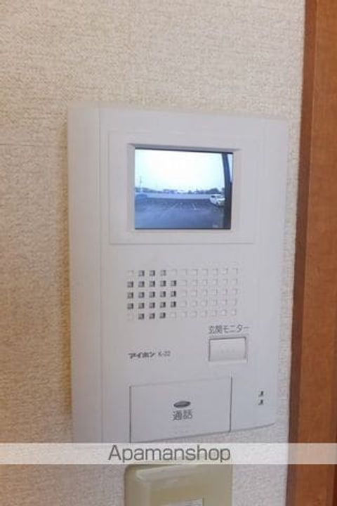 レオパレスクエスト K307の居間