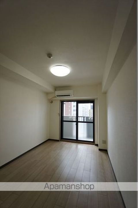 愛知県名古屋市東区泉2丁目の賃貸マンションの内装