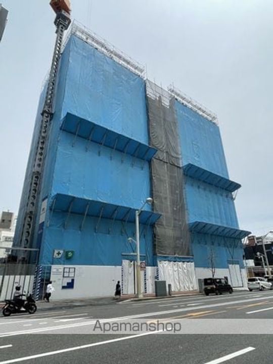 シャーメゾンステージ中央通りの外観