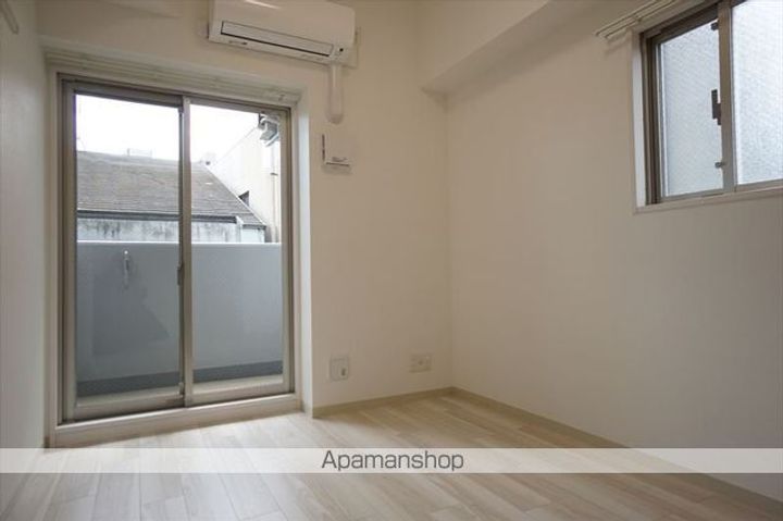 愛知県名古屋市東区泉2丁目の賃貸マンション503の居間