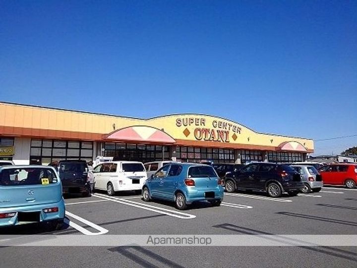 ディアヴニールの周辺