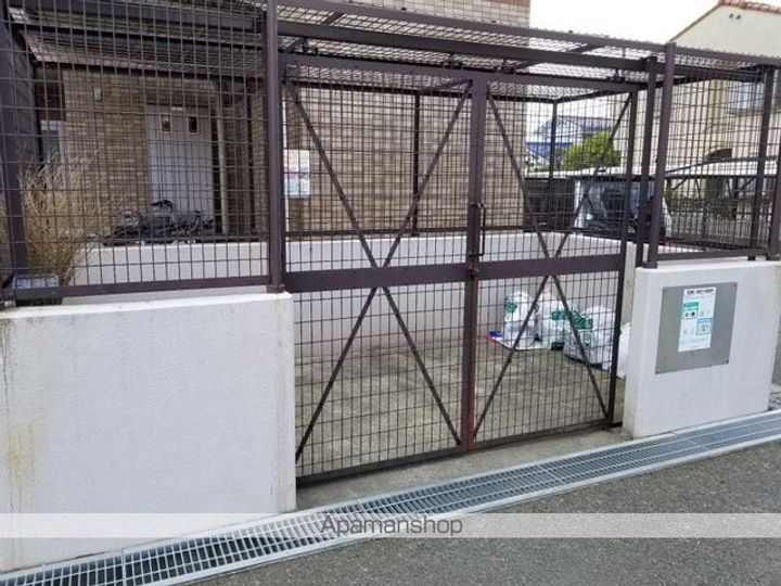 セレブリティー34505のその他画像